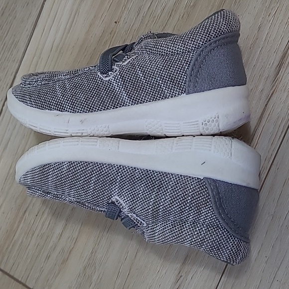 Us Sports Gray Kids Shoes Size 5 - Picture 4 of 9